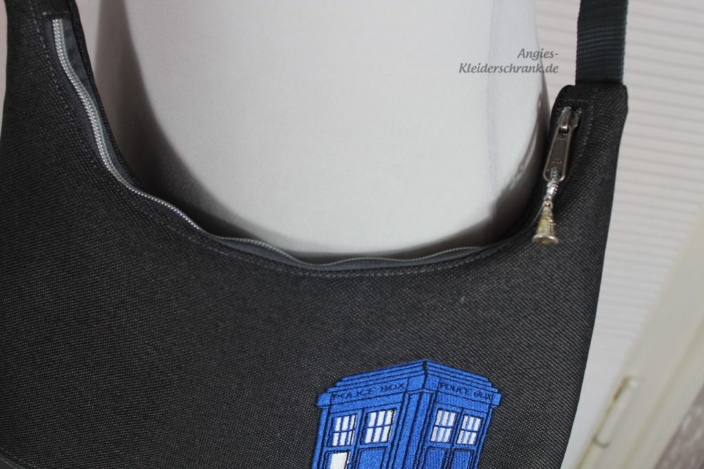 Angies Kleiderschrank, Alle DrinTasche, Policebox
