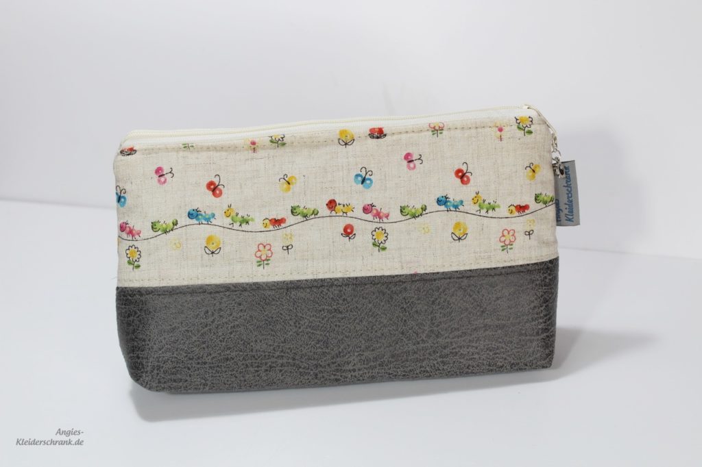 Angies Kleiderschrank, Stifttasche